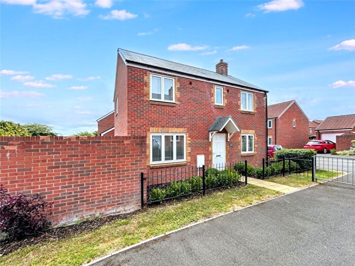 3 Bedroom Detached House For Sale In Twelve Acres, Sherborne, Dorset, DT9