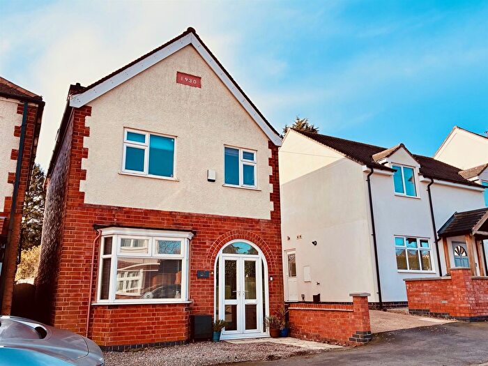 3 Bedroom Detached House For Sale In Bowling Green Road, Hinckley, LE10