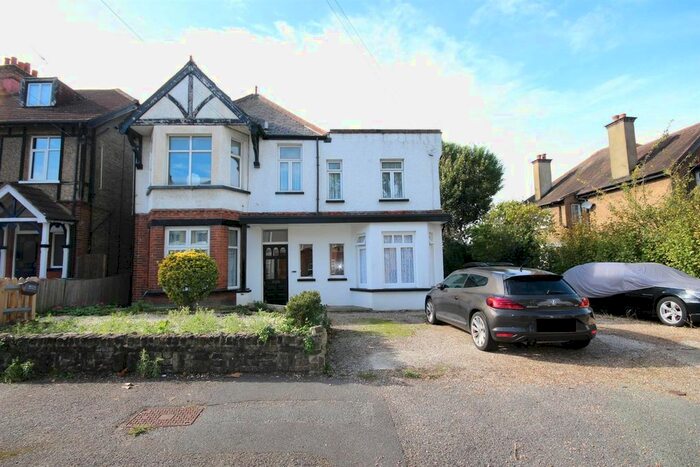 2 Bedroom Flat To Rent In Western Road, Sutton, SM1