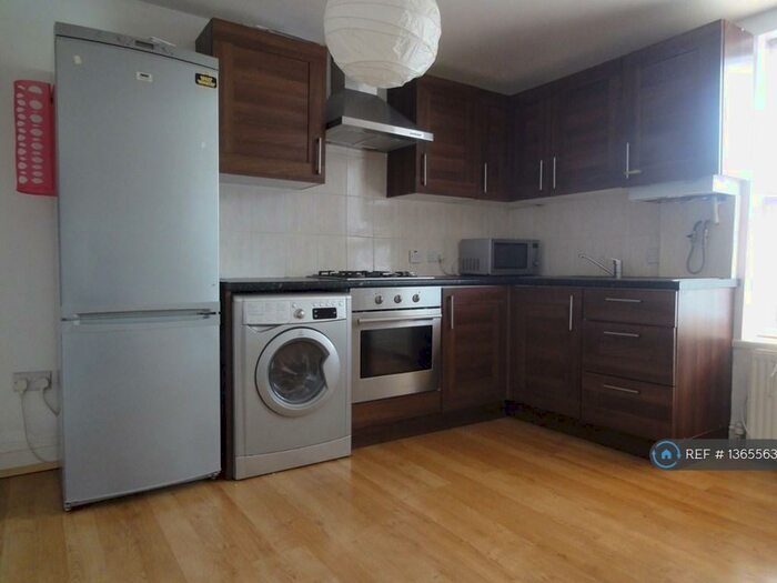 1 Bedroom Flat To Rent In William Street, Reading, RG1