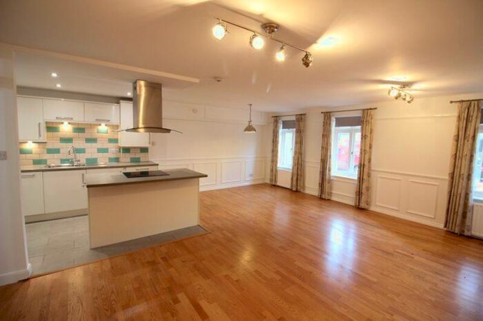 2 Bedroom Flat To Rent In Penton Street, London, N1