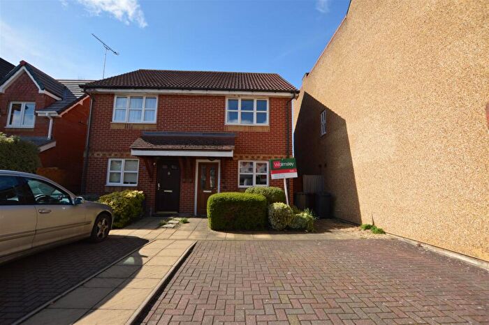 2 Bedroom Semi-Detached House To Rent In Patrick Road, Caversham, RG4