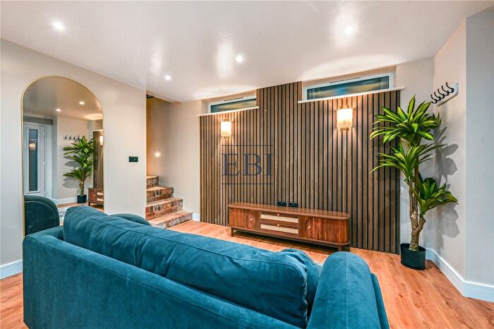 1 Bedroom Maisonette To Rent In Norton Road, Southborough, Tunbridge Wells, TN4