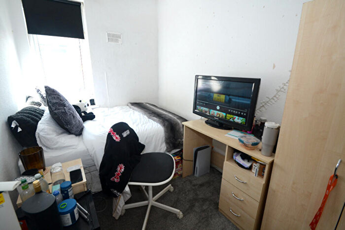 4 Bedroom Terraced House To Rent In Braemar Road, Fallowfield, Manchester, M14