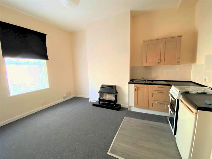 1 Bedroom Flat To Rent In Partridge Road, Roath, Cardiff, CF24