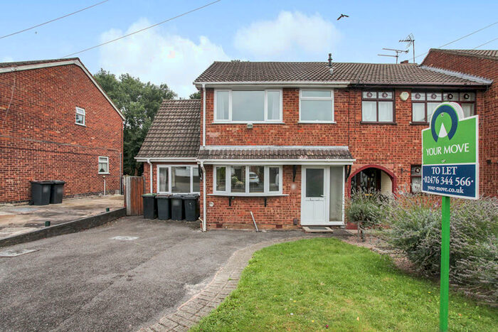 4 Bedroom House To Rent In Woodford Close, Nuneaton, Warwickshire, CV10