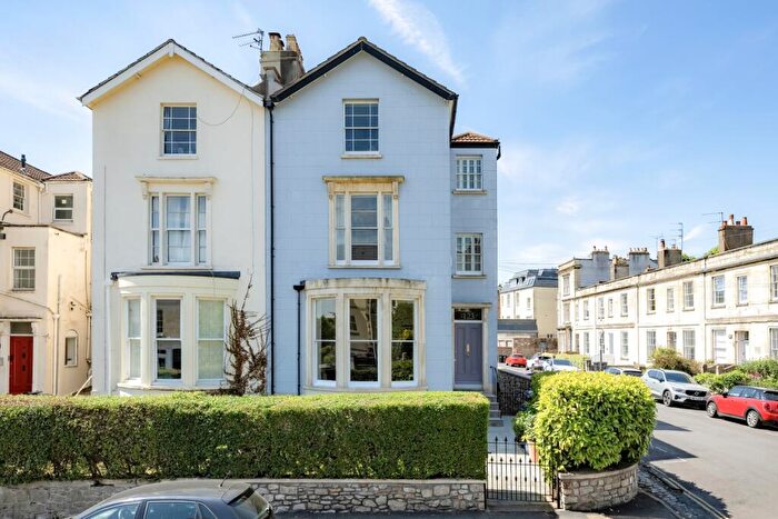 5 Bedroom Semi-Detached House For Sale In Redland, Bristol, BS6