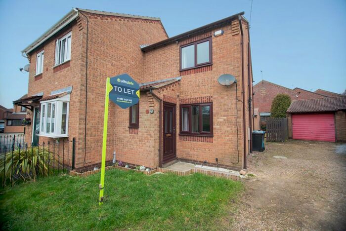 2 Bedroom Semi-Detached House To Rent In Brandon Way, Hull, HU7