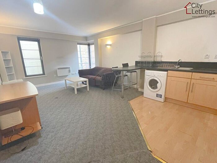 1 Bedroom Flat To Rent In Canning Circus Nottingham, NG7