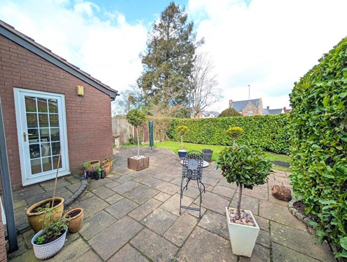 3 Bedroom House For Sale In Swallow Park, Thornbury, Bristol, BS35