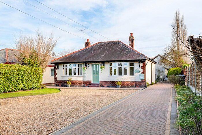 5 Bedroom Detached Bungalow For Sale In Croeshowell Lane, Rossett, LL12