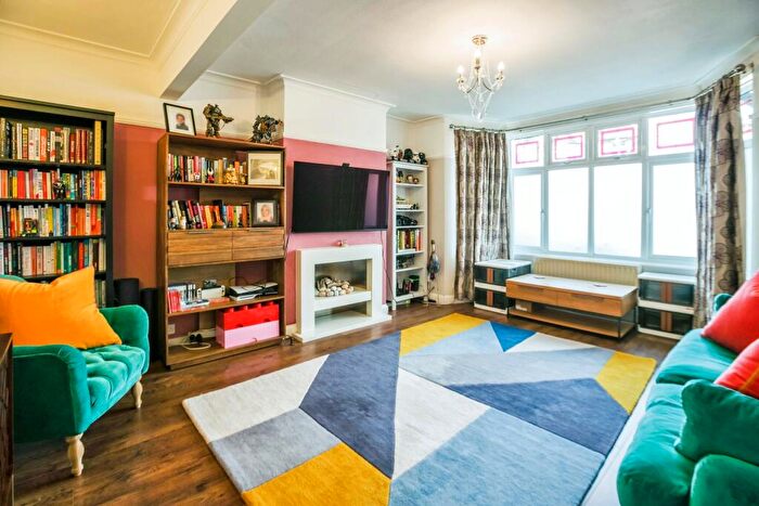 4 Bedroom Semi-Detached House For Sale In Grosvenor Road, West Wickham, BR4