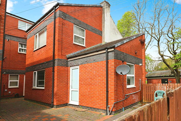 1 Bedroom Apartment To Rent In Walmersley Road, Bury, BL9