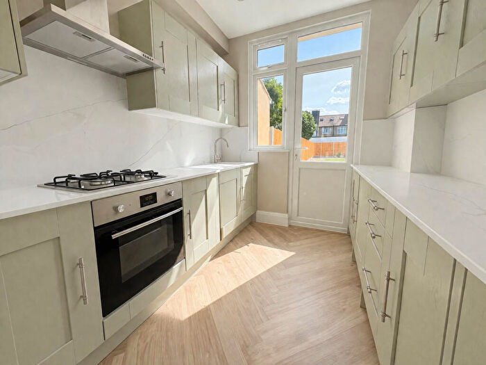 3 Bedroom Terraced House To Rent In Tavistock Gardens, Ilford, Essex, IG3