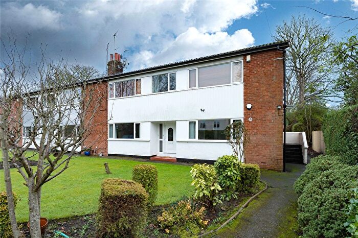 3 Bedroom Flat For Sale In Flat, Cedar Court, Harrogate Road, Leeds, West Yorkshire, LS17