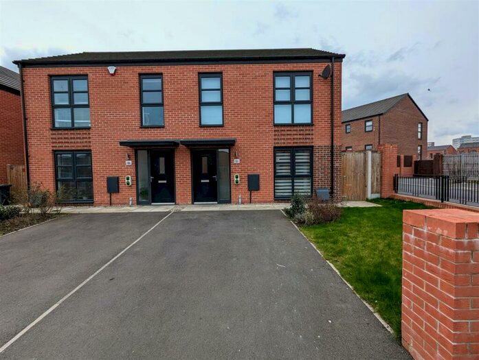 2 Bedroom Semi-Detached House To Rent In Bourdon Street, Miles Platting, M40