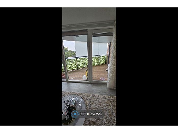 2 Bedroom Flat To Rent In Echo Court, Harrow, HA2