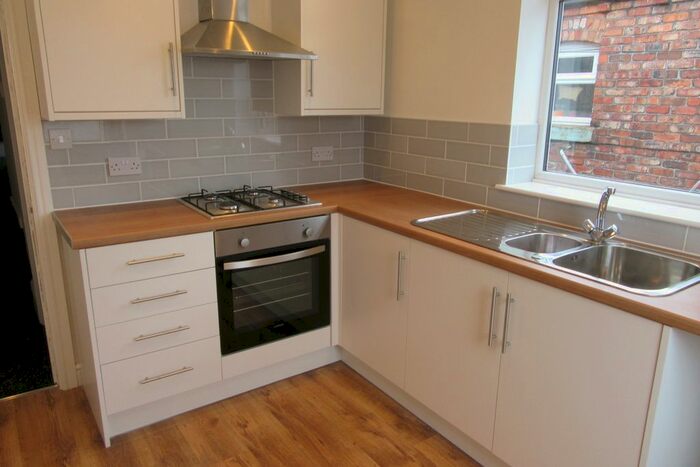 1 Bedroom Flat To Rent In Cambridge Road, St Helens, WA10
