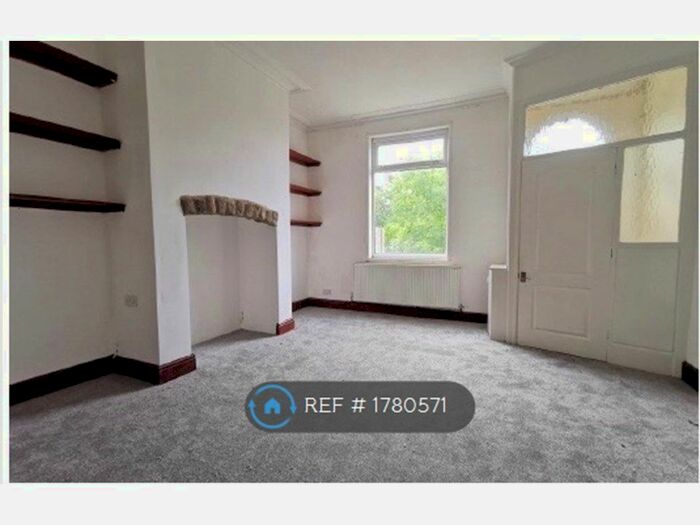 3 Bedroom Terraced House To Rent In Woodbank Terrace, Ashton-Under-Lyne, OL5