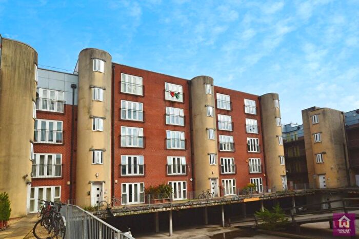 2 Bedroom Flat For Sale In Caminada House, Hulme, Manchester City Centre, M15