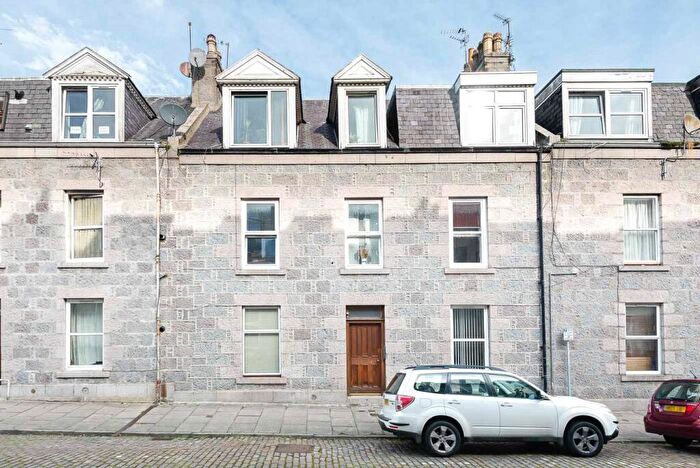 1 Bedroom Flat To Rent In Ashvale Place, Aberdeen, AB10