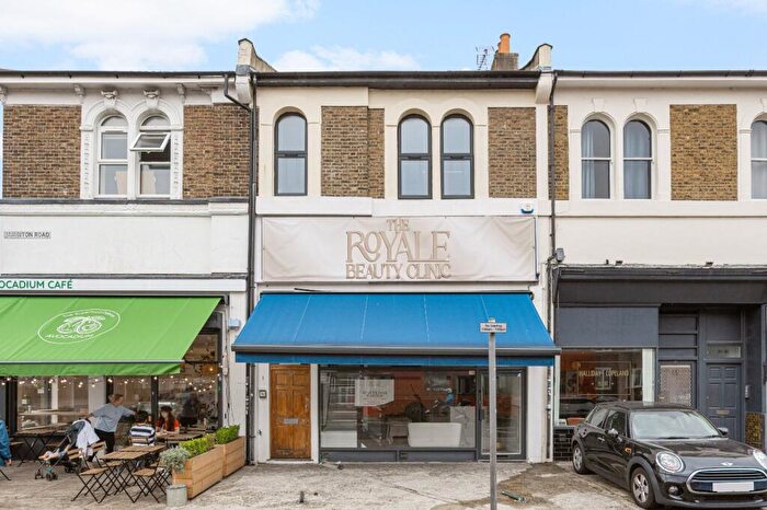 2 Bedroom Flat To Rent In Surbiton Road, Kingston Upon Thames, KT1