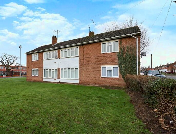 2 Bedroom Flat To Rent In Redhurst Drive, Wolverhampton, WV10