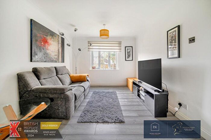 1 Bedroom Flat For Sale In Wistow Court, Eaton Ford, St Neots, PE19