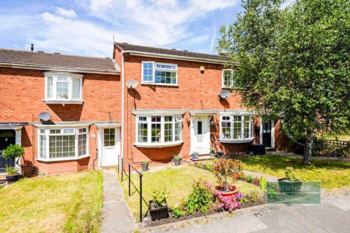 2 Bedroom Terraced House For Sale In Howbeck Road, Arnold, Nottingham, NG5