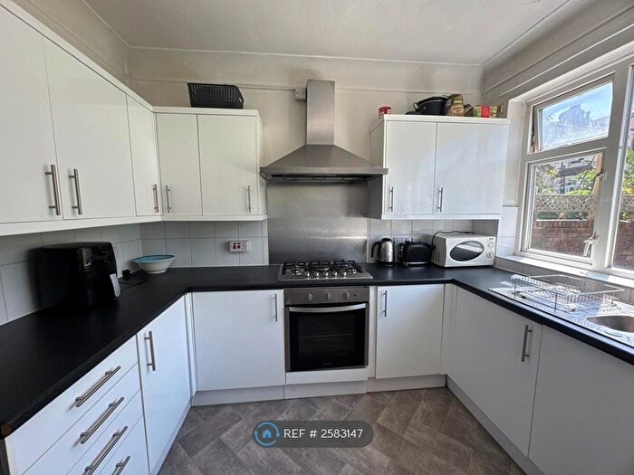 5 Bedroom Terraced House To Rent In Brentry Road, Bristol, BS16