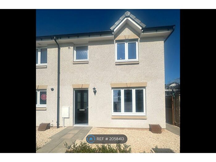 3 Bedroom End Of Terrace House To Rent In Brocken Brigg Parkway, Edinburgh, EH17