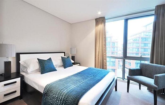 3 Bedroom Flat To Rent In Merchant Square, Paddington, W2