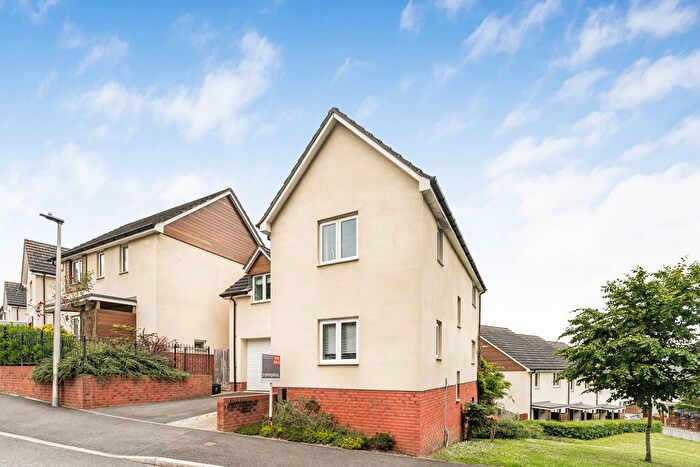 4 Bedroom Detached House For Sale In Coburg Crescent, Chudleigh, TQ13
