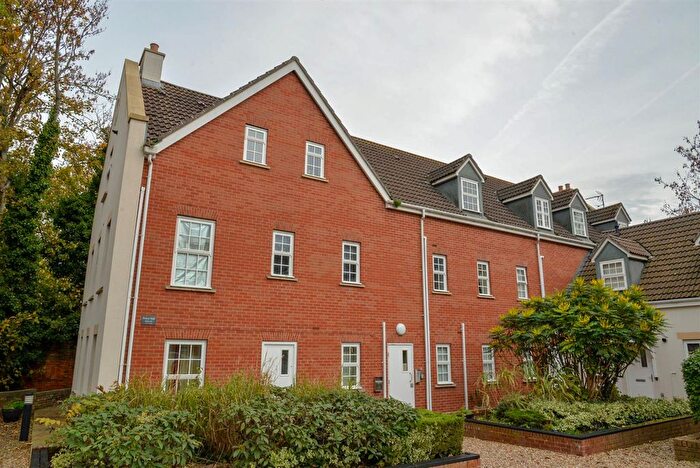 1 Bedroom Flat To Rent In Horsepond Lane, Bridgwater, TA6