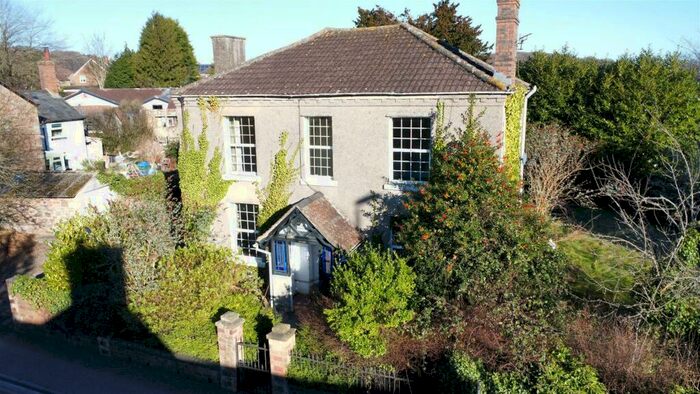 5 Bedroom Detached House For Sale In Broad Street, Littledean, GL14