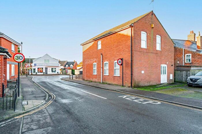 2 Bedroom Maisonette To Rent In High Street, Stalham, NR12