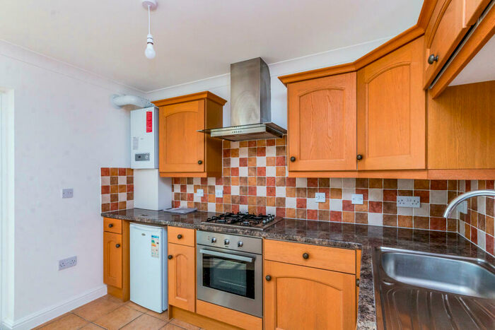 2 Bedroom Apartment To Rent In Shore Road, Ventnor, PO38