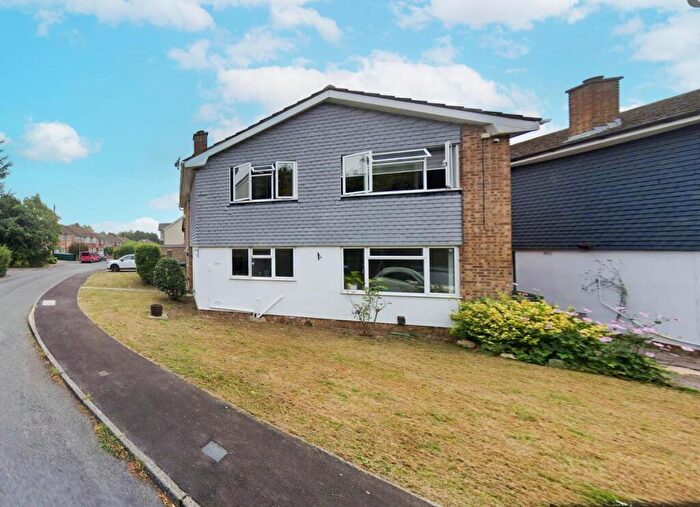 4 Bedroom Detached House To Rent In Essex Road, Stevenage, SG1