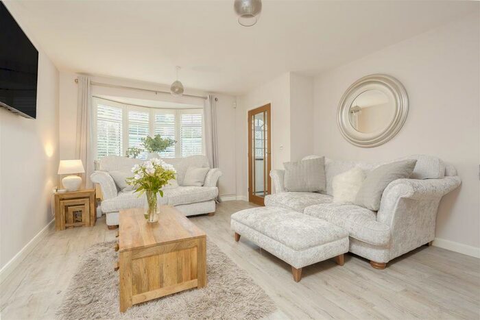 3 Bedroom Terraced House To Rent In Camborne Road, Sutton, SM2