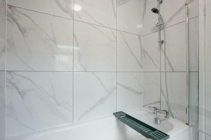 3 Bedroom Flat To Rent In Strathcona Road, Liverpool, L15