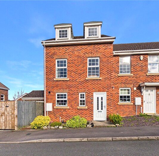 3 Bedroom End Of Terrace House For Sale In Hawthorn Road, Blaydon, NE21