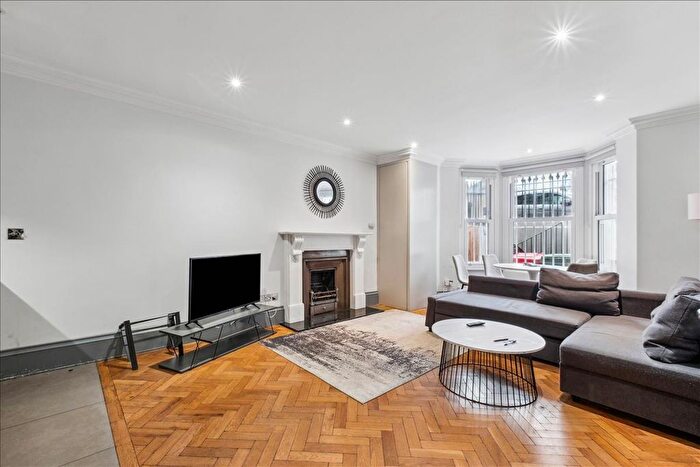 2 Bedroom Flat For Sale In Ongar Road, West Brompton, London, SW6
