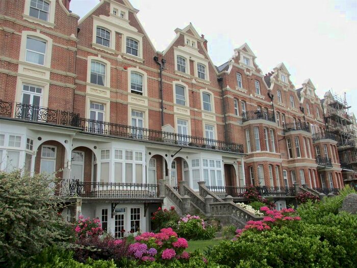 2 Bedroom Flat To Rent In Knole Road, Bexhill-On-Sea, TN40