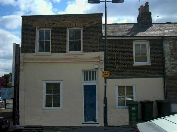 2 Bedroom End Of Terrace House To Rent In Coulgate Street, Brockley, London SE4