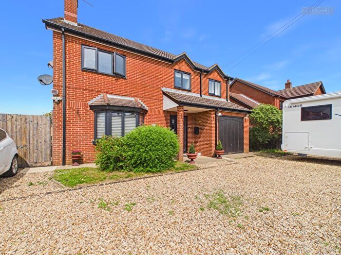 4 Bedroom Detached House For Sale In North Road, Gedney Hill, Spalding, PE12