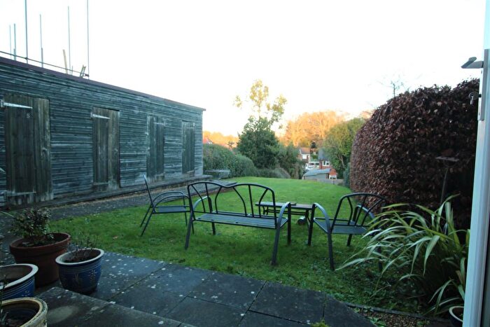 2 Bedroom Flat For Sale In Hursley Road, Chandler's Ford, Eastleigh, SO53