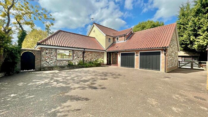 4 Bedroom Detached House For Sale In Stuston, IP21