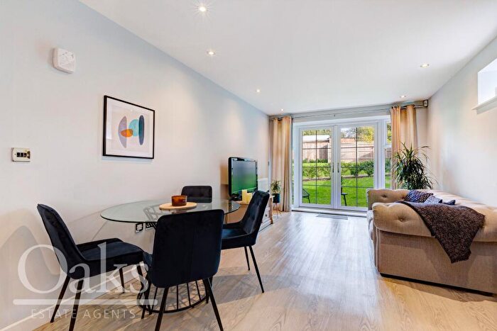 1 Bedroom Apartment For Sale In Campden Road, South Croydon, CR2