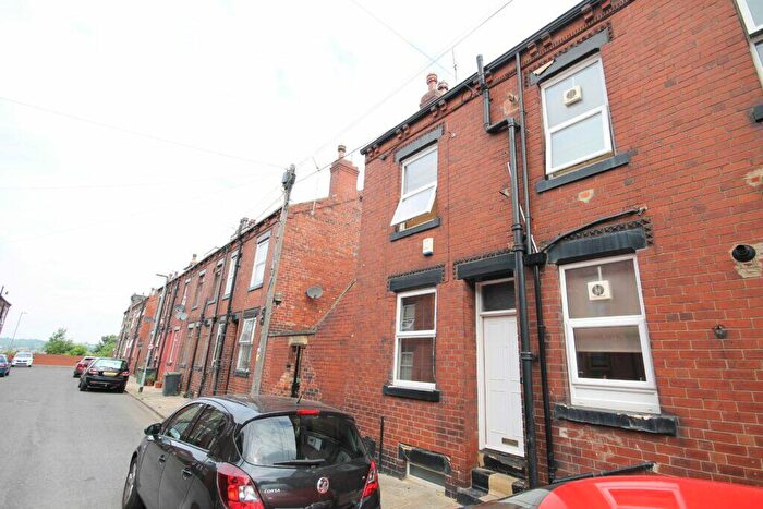 2 Bedroom Terraced House To Rent In Noster Street, Beeston, Leeds, LS11