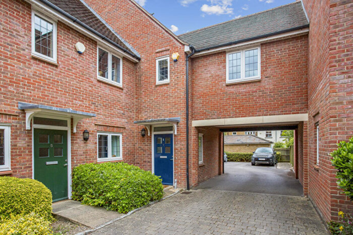 3 Bedroom Terraced House To Rent In Lark Hill, Oxford, OX2